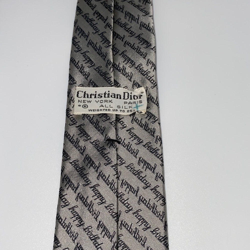 Dior‎ - Picture 3 of 4